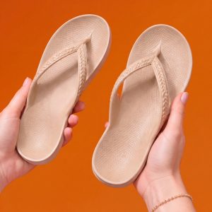 Tongs avec soutien de la voûte plantaire | STEPARCH